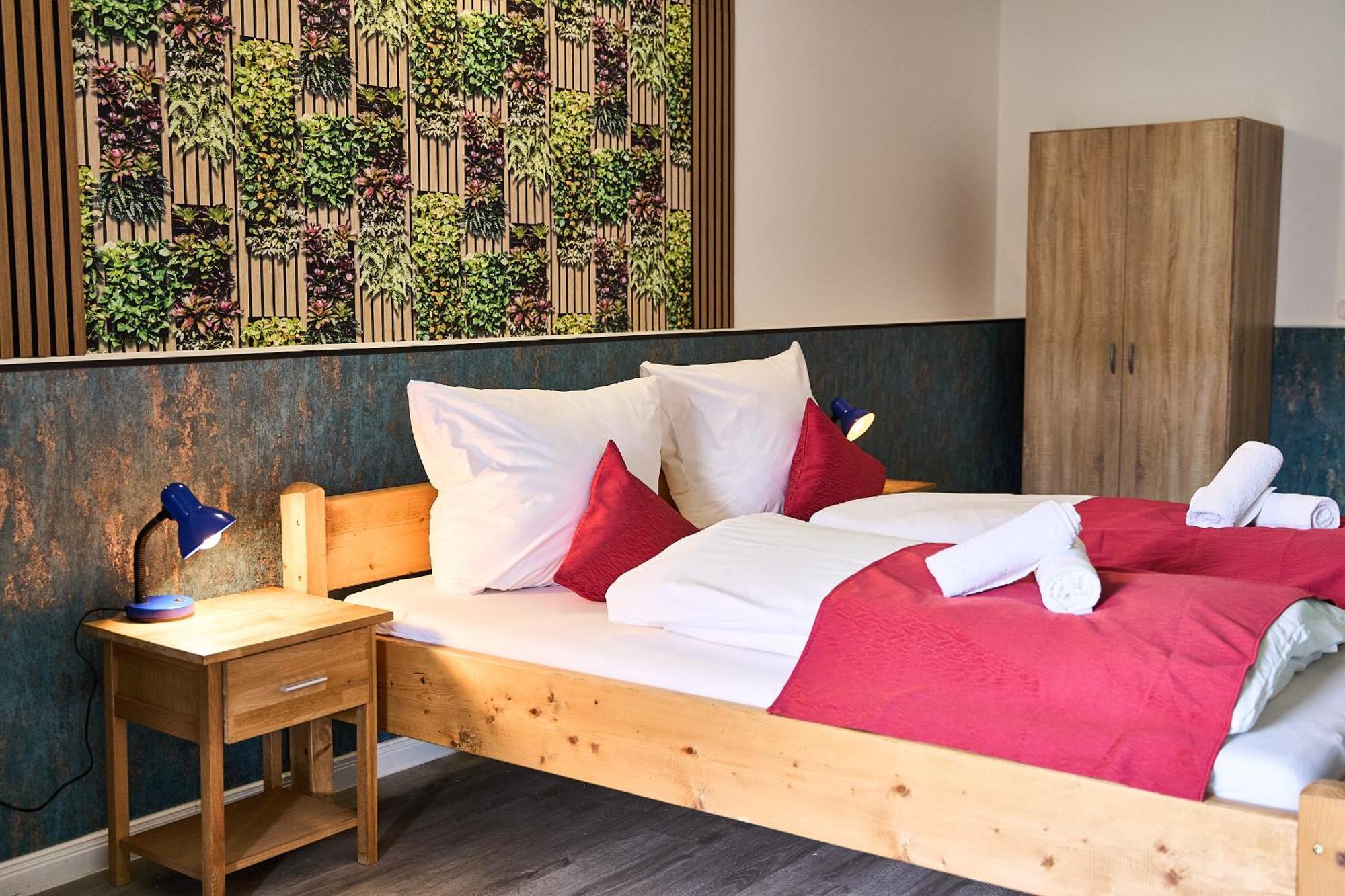 Hotel Maximo Пиннеберг Экстерьер фото